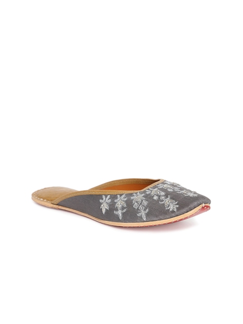 

Fabindia Women Grey Printed Mules with Embroidered Flats