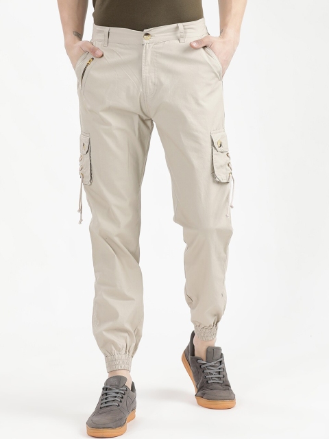 

V2 Value & Variety Men Beige Cargos Trousers