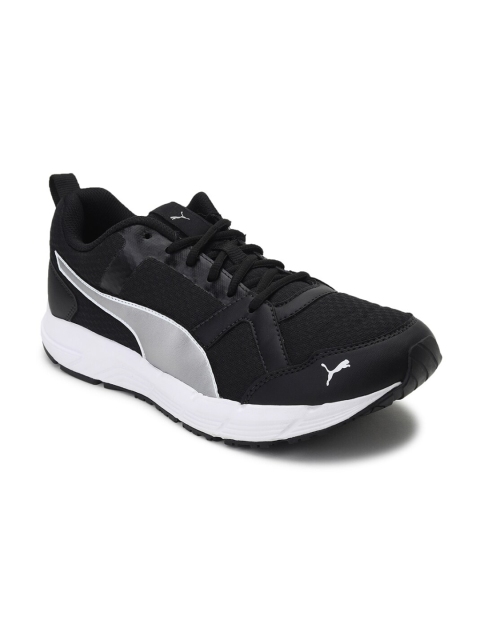 

Puma Men Black Textured Trekking Shoes