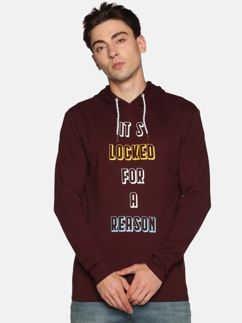 

UrGear Men Maroon Printed Hooded Sweatshirt