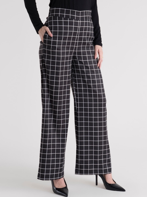 

FableStreet Women Black Checked Loose Fit Wrinkle Free Parallel Trousers