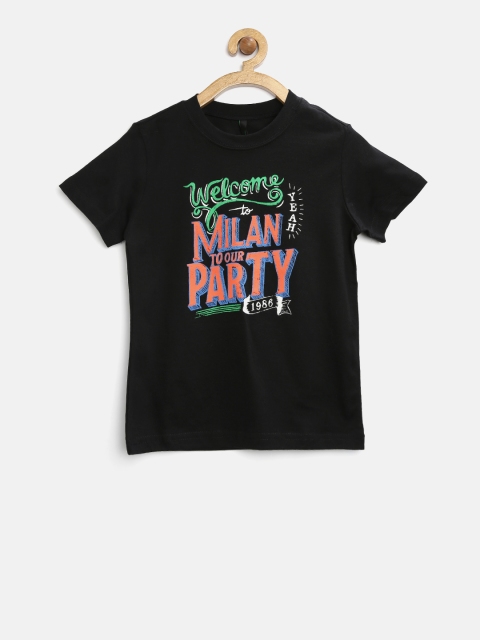 

United Colors of Benetton Boys Black Printed Round Neck T-Shirt