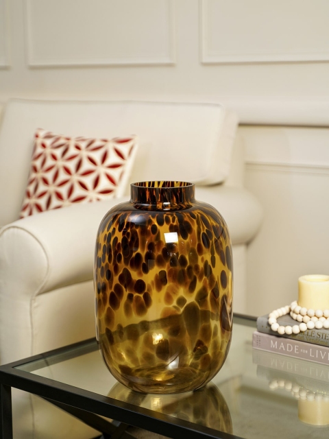 

Pure Home and Living Gold-Toned & Black Printed Amber Leopard Glass Vase