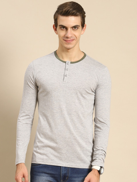 

United Colors of Benetton Men Grey Melange Henley Neck T-shirt