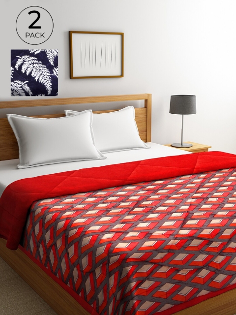 

KLOTTHE Set Of 2 Multicoloured Printed Fur Heavy Winter Double Bed Quilt, Multi