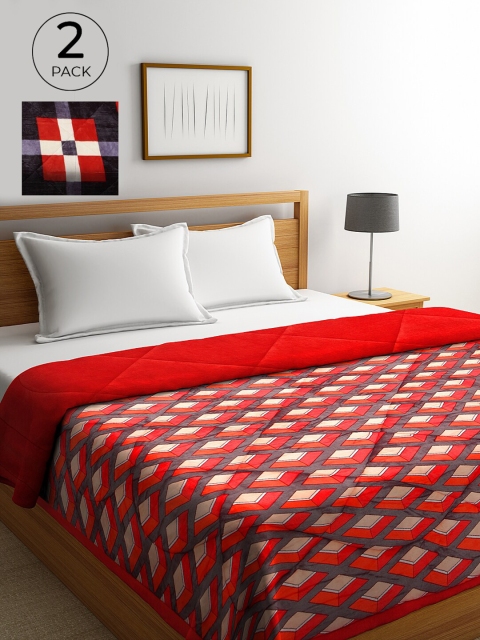 

KLOTTHE Set Of 2 Multicoloured Geometric Fur Heavy Winter Double Bed Quilt, Multi