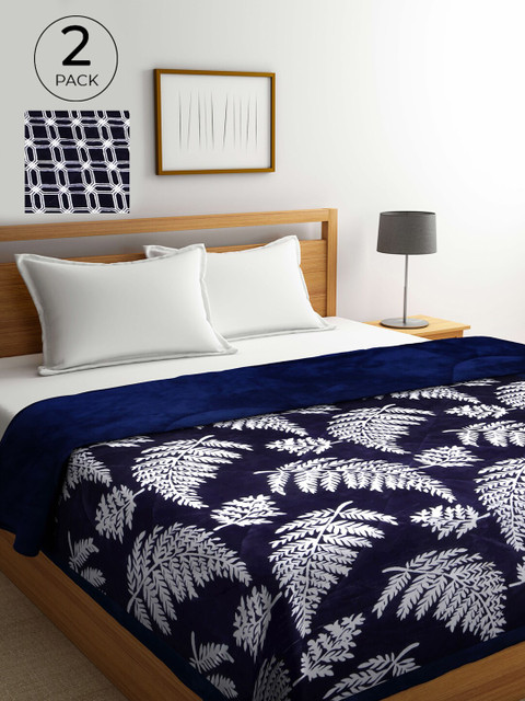 

KLOTTHE Navy Blue & White Set of 2 Floral Heavy Winter Double Bed Quilt