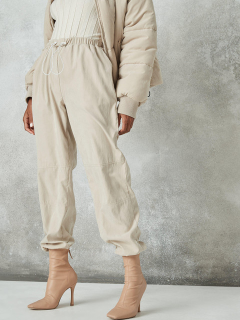 

Missguided Women Beige Solid OUTERWEAR Joggers
