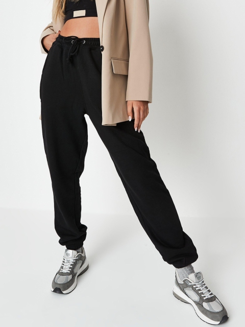 

Missguided Women Black Solid Mid-Rise Relaxed Fit Joggers