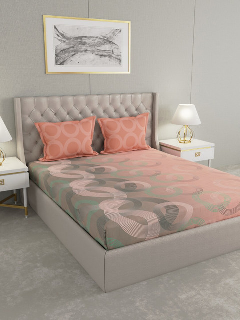 

Raymond Home Peach-Coloured & Grey Geometric 140 TC Queen Bedsheet with 2 Pillow Covers