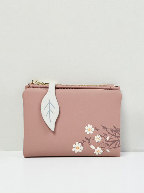 

max Women Pink & White Floral Printed PU Zip Around Wallet