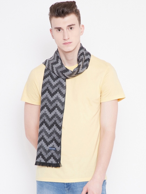 

Alvaro Castagnino Men Grey & Black Patterned Muffler