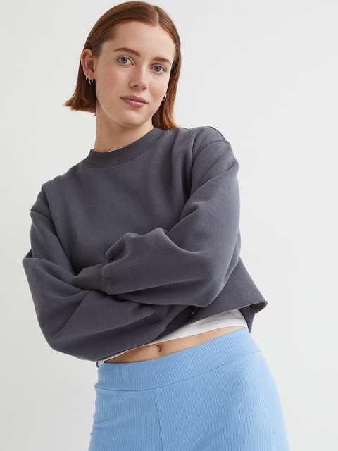 

H&M Women Grey Cropped Sweatshirt