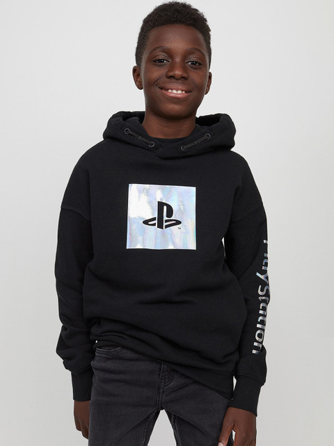 

H&M Boys Black Printed Hoodie
