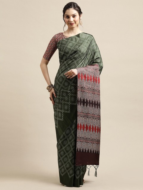 

Saree mall Green & White Bandhani Silk Blend Bandhani Saree