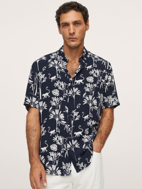 

MANGO MAN Men Navy Blue & White Tribal Printed Casual Shirt