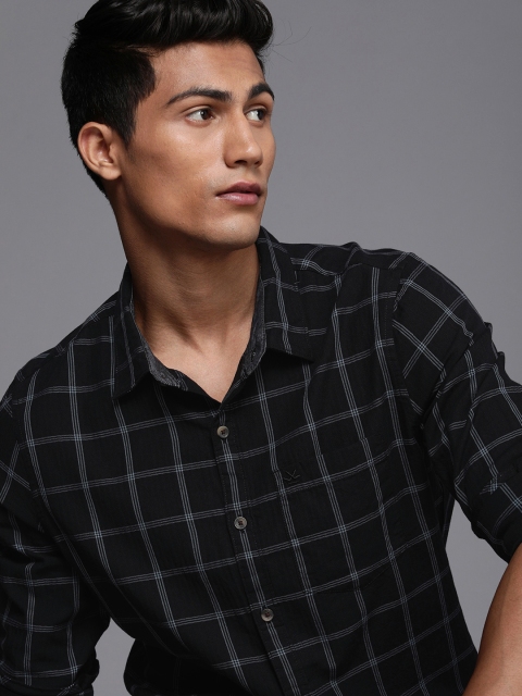 

WROGN Men Black & White Slim Fit Checked Casual Shirt
