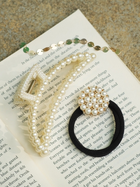 

Ayesha Women Set of 2 White & Black Embellished Hair Accessory Set