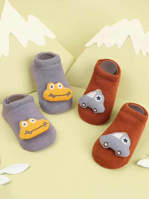 

KICKS & CRAWL Unisex Kids Grey & Rust Pack Of 2 3D Self-Design Socks