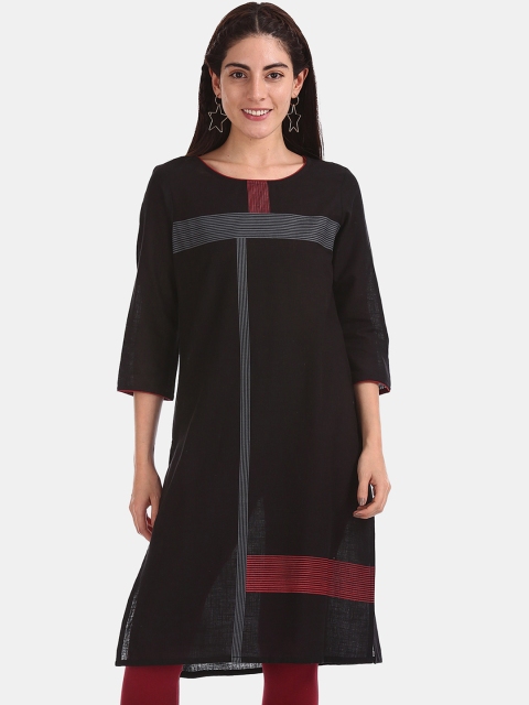 

Karigari Women Black & Maroon Colourblocked Pure Cotton Kurta