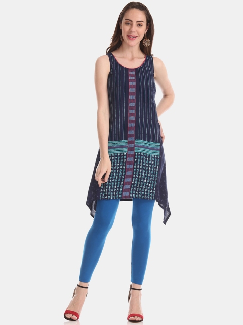 

Karigari Women Blue Geometric Thread Work Kurta