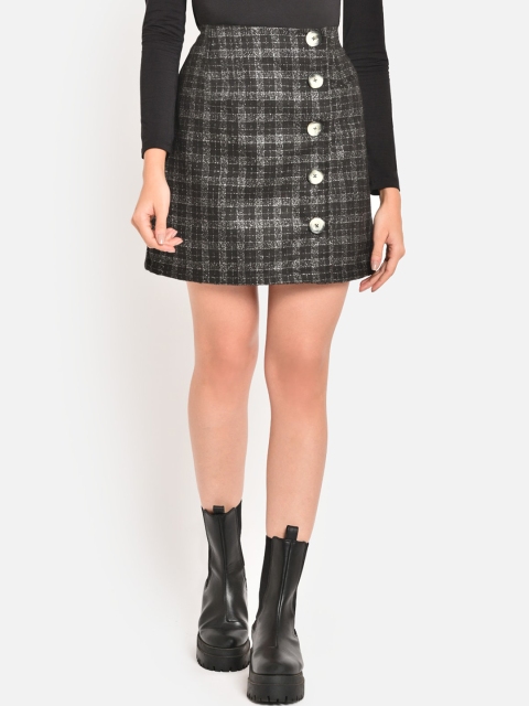 

Martini Women White& Black Wrap Woolen Short Skirts