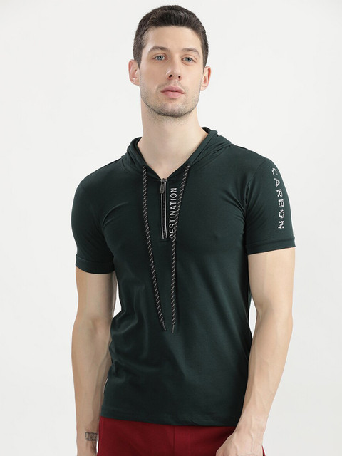 

V2 Value & Variety Men Green Cotton Hooded T-shirt