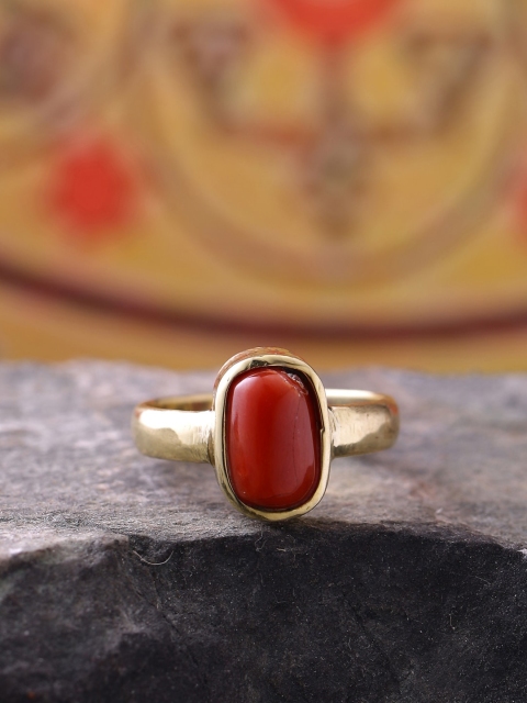 

Dare by Voylla Men Gold-Toned Red Coral -Studded Antique Finger Ring