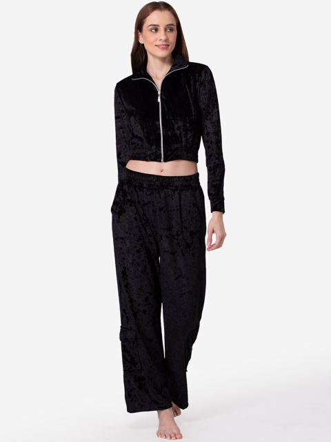 

Fluffalump Women Black Printed Night suit