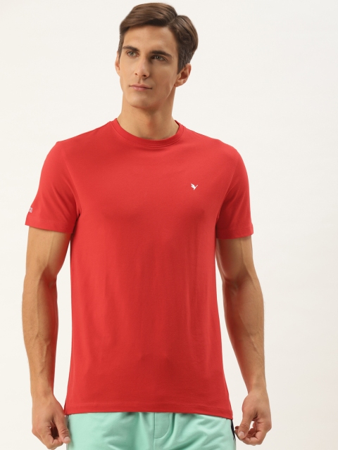 

AM SWAN Men Red T-shirt