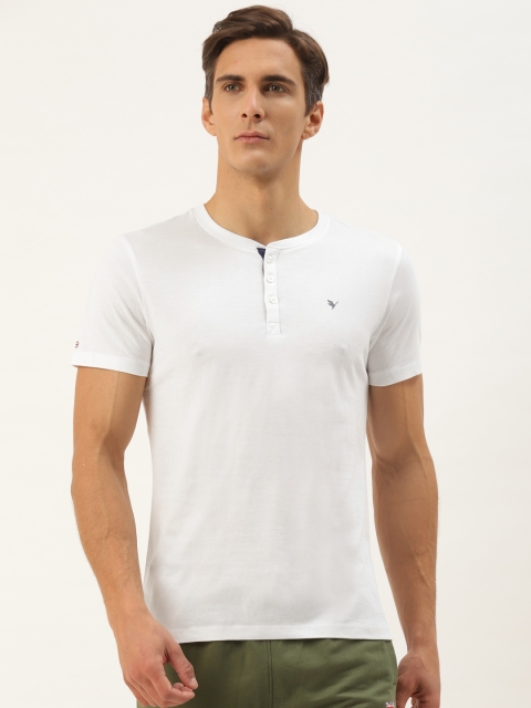 

AM SWAN Men White Henley Neck T-shirt