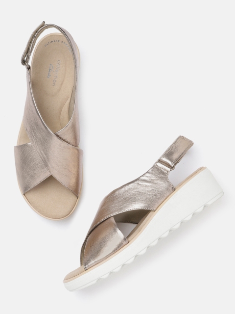 

Clarks Silver-Toned Solid Leather Wedges