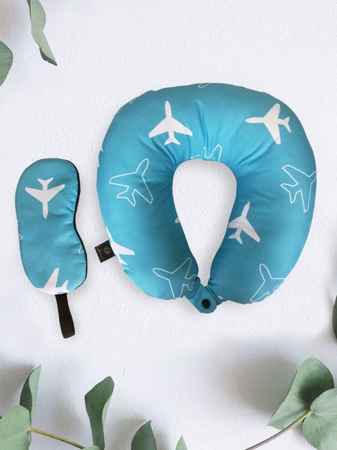

Lushomes Blue & White Printed Travel Pillow With Eye Mask
