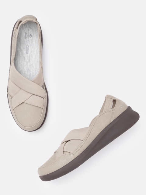 

Clarks Women Beige Woven Design Slip-Ons with Cut-Out Detail