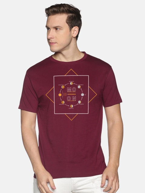 MASH UNLIMITED Men Maroon Typography Printed Applique Slim Fit T-shirt