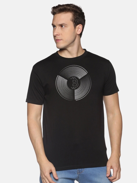 

MASH UNLIMITED Men Black Printed Slim Fit T-shirt