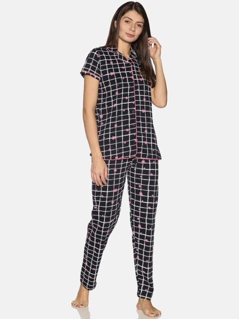 

Charak Women Navy Blue & White Pure Cotton Checked Night suit