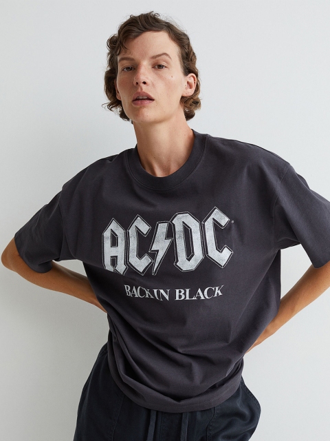 

H&M Women Grey Oversized Printed T-shirt