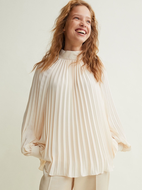 

H&M Women White Pleated Blouse