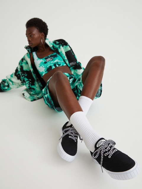 

H&M Women Black & White Low Profile Canvas Trainers