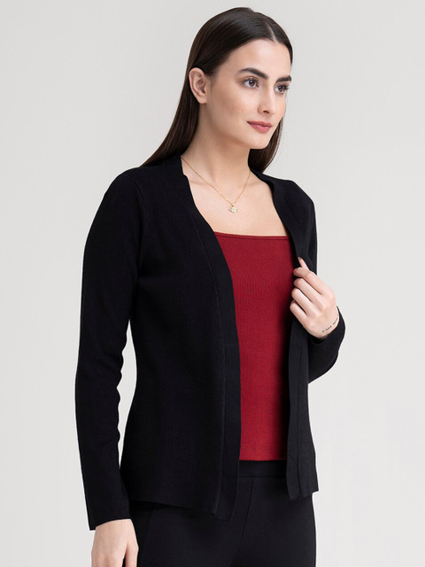 

FableStreet Women Black Solid Knit Shrug