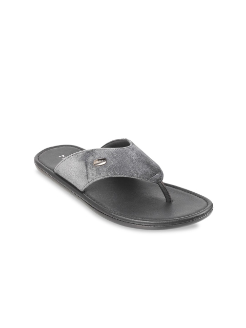 

Metro Men Black & Grey Leather Comfort Sandals