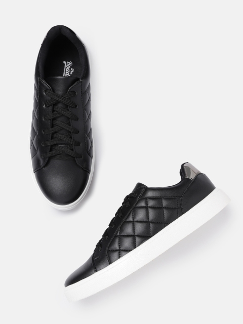 

The Roadster Lifestyle Co Women Black Quilted Sneakers
