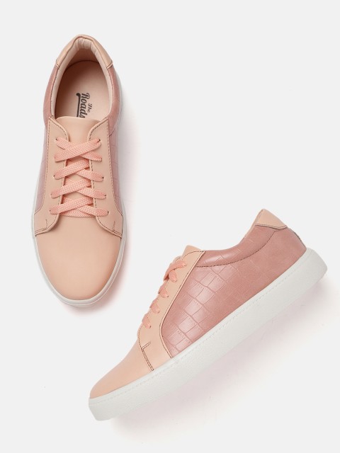 

The Roadster Lifestyle Co Women Peach-Coloured Croc Textured Sneakers
