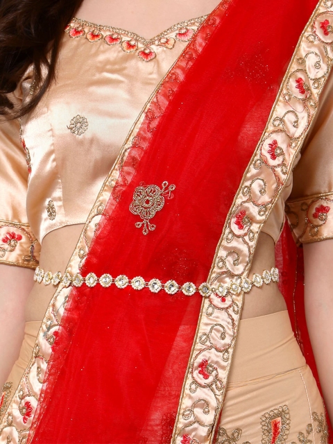 

KARATCART Gold Plated & White Kundan Studded & Beaded Traditional Kamarbandh