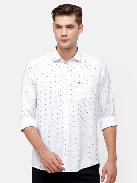 

Swiss Club Men White Slim Fit Opaque Printed Pure Cotton Casual Shirt