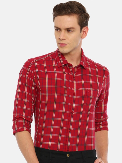 

Swiss Club Men Maroon & White Slim Fit Opaque Checked Pure Cotton Casual Shirt