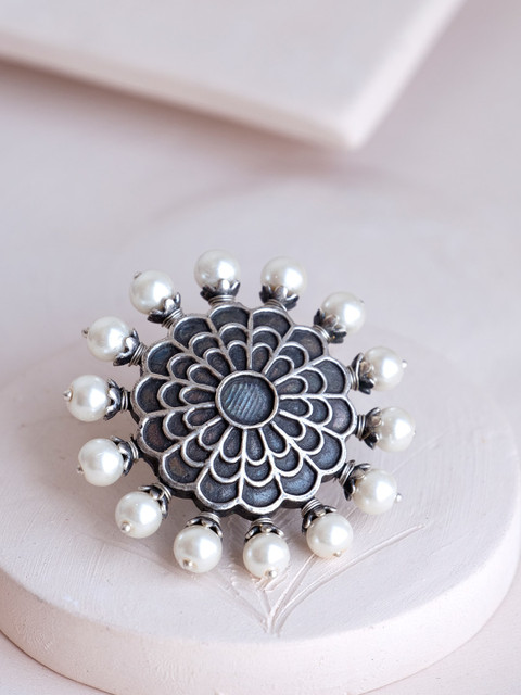 

Infuzze Silver-Toned Pearls Studded Oxidised Floral Ring