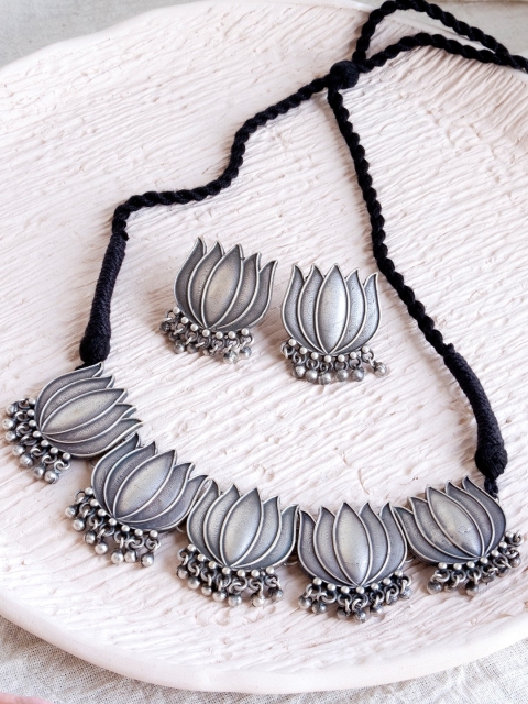 

Infuzze Oxidised Silver Plated Jewellery Set