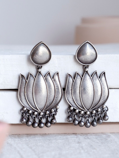 

Infuzze Silver-Toned Contemporary Studs Earrings